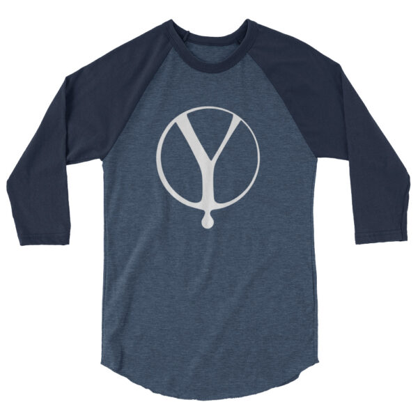 3/4 sleeve raglan shirt